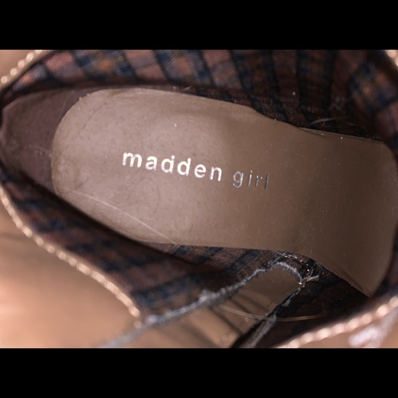Madden Girl Brown Boots - Picture 4 of 4